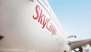 إحدى طائرات "الإمارات للشحن الجوي"