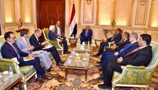 لقاء الرئيس اليمني مع المبعوث الأممي إلى اليمن