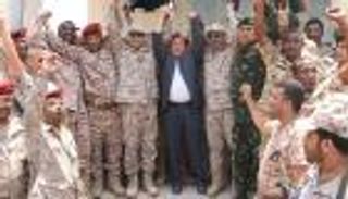 مقتل عشرات الحوثيين في عدة جبهات.. والشرعية تحتفل بتحرير "ميدي"