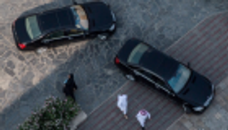 استثمارات الموانئ.. خدعة إيران وقطر لتهريب الأسلحة والمخدرات