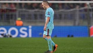 أندريس إنييستا قائد برشلونة