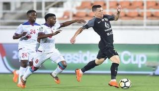 الأهلي والشارقة