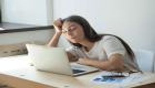 كثرة النوم.. الأسباب والعلاج