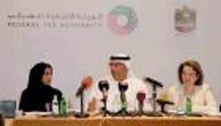 قريبا.. الإمارات تطبق نظام استرداد السياح ضريبة القيمة المضافة