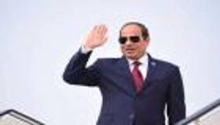 السيسي يصل السعودية للمشاركة في القمة العربية