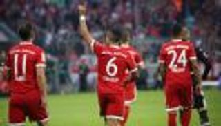 بايرن ميونيخ يحتفل بلقب البوندسليجا بخماسية في مونشنجلادباخ