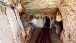 بالصور .. "كهوف الجبل" وجهة الباحثين عن  الهدوء والاسترخاء في ليبيا