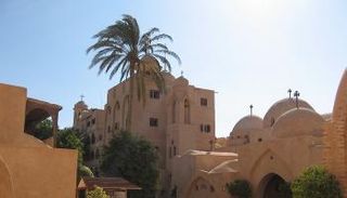 مزارات سياحية قبطية بوادي النطرون في مصر