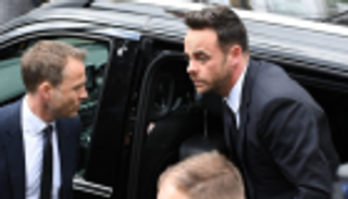 86 ألف إسترليني.. أكبر غرامة يتلقاها مذيع بسبب حادث سير