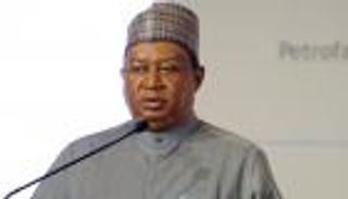 الكويت وعمان تحضان الدول النفطية على التعاون لضمان استقرار السوق