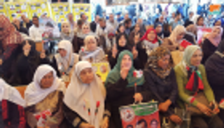 أكفان وسلاسل.. رسالة فتيات غزة للتضامن مع الأسيرات