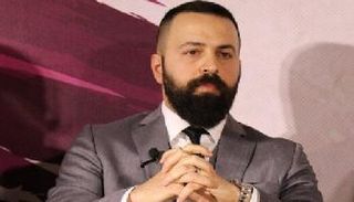 الفنان تيم حسن