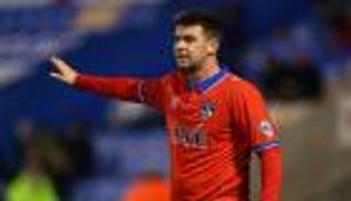 ابن عم جيرارد ينقذ حكما في دوري الدرجة الثانية الإنجليزي