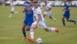 قائمة أفضل 15 مهاجما شابا في العالم تضم نجما جزائريا