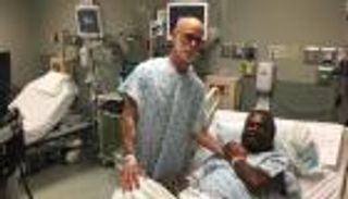 أمريكي يتبرع بكليته لزميل دراسة يعرفه بالكاد