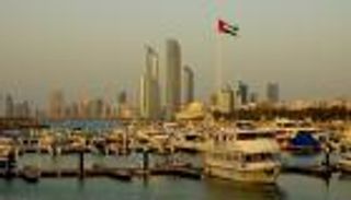 منطقة أبوظبي الصناعية تجذب استثمارات صينية بمليار دولار