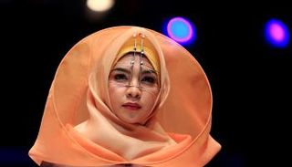 أحد الموديلات المعروضة