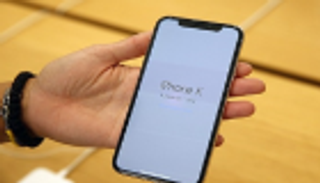  توقعات بطرح أبل نسخة أرخص من آيفون X