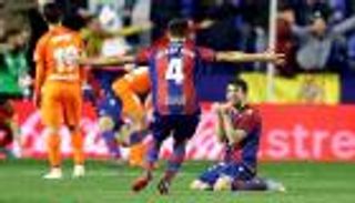 ليفانتي يرسل ملقا إلى دوري الدرجة الثانية الإسباني بهدف قاتل