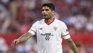 بانيجا لاعب إشبيلية
