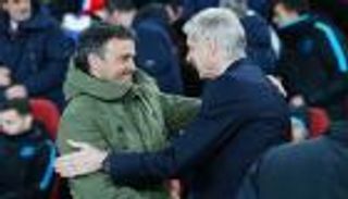 إنريكي يقترب من خلافة فينجر في أرسنال