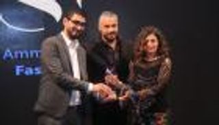 بالصور.. "أسبوع الموضة الأردني" يكرم نجوم الفن والأزياء
