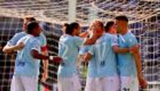 لاتسيو يكتسح سامبدوريا في الكالتشيو ويواصل الضغط على روما