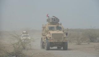 مدرعة إماراتية تابعة للمقاومة الوطنية بالساحل الغربي