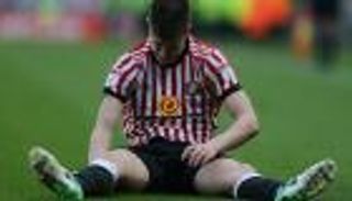 سندرلاند يودع دوري الدرجة الأولى بالخسارة أمام بيرتن