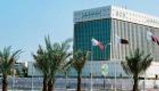 مصارف قطر تغامر بأموال المودعين