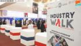 ممشى الصناعة الثالث.. مستقبل الطلبة في جامعة الإمارات