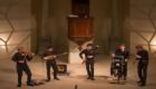 موسيقى العصور الوسطى بأنامل فرقة موريس كي الفرنسية