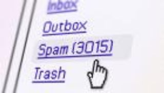 شكاوى من "رسائل مزعجة" في حسابات مستخدمي Gmail