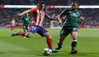 أتلتيكو يتعثر أمام بيتيس ويضع لقب الليجا على أعتاب برشلونة