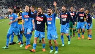 نابولي يهزم يوفنتوس في عقر داره 