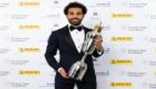 فيديو.. 29 تتويجا في موسم ذهبي لمحمد صلاح