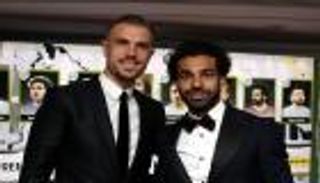 الكشف عن سبب ظهور هندرسون مع صلاح في حفل البريمييرليج 