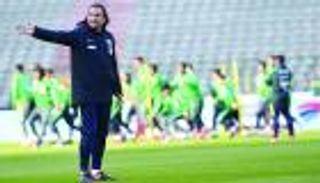 إعلان قائمة السعودية لمواجهة الجزائر واليونان