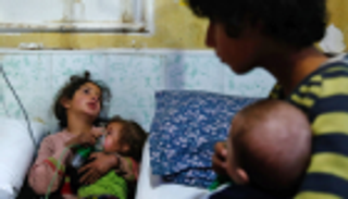 التايمز.. روسيا "تسرق" فيلمًا لتزعم أن فيديو ضحايا كيماوي دوما مزيف