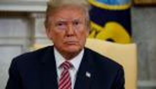 المحكمة العليا الأمريكية تميل إلى تأييد ترامب بحظر السفر