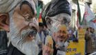 المظاهرات تجبر جواد ظريف على دخول الأمم المتحدة من باب خلفي