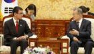 حلوى سيئول لرئيس كوريا الشمالية.. علقم في فم طوكيو