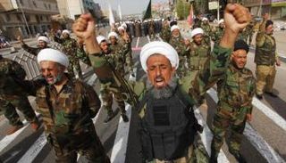 عناصر بالمليشيا الطائفية الموالية لإيران في سوريا