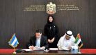 الإمارات وهندوراس توقعان مذكرة تفاهم للإعفاء من التأشيرات