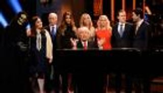 نجوم "ساترداي نايت لايف" يقدمون حفل جوائز "إيمي"