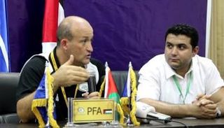 مدرب منتخب فلسطين نور الدين ولد علي