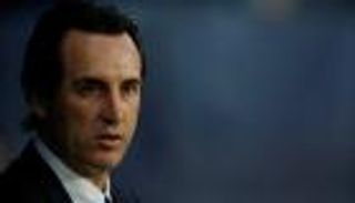 أوناي إيمري يؤكد رحيله عن باريس سان جيرمان