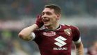 ميلان يضحي باثنين من لاعبيه للتعاقد مع بيلوتي