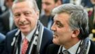 عبدالله جول يعلن رفضه خوض سباق الرئاسة التركية