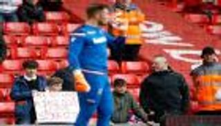 مشجع ستوك سيتي يطلب بقاء بوتلاند أمام ليفربول